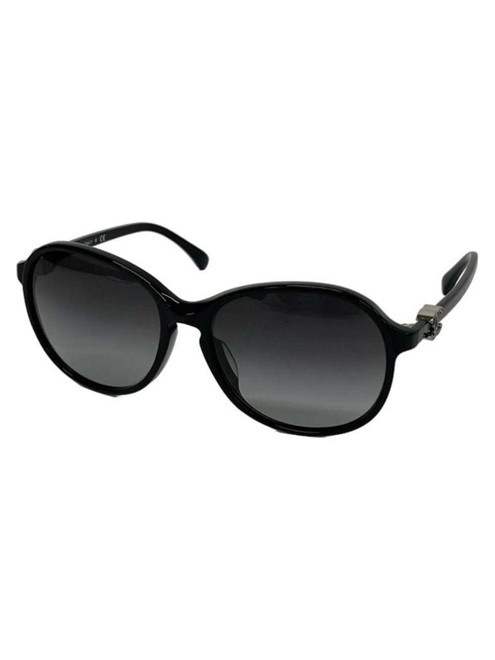 Chanel Sunglasses a Black CC Logo Eyewear